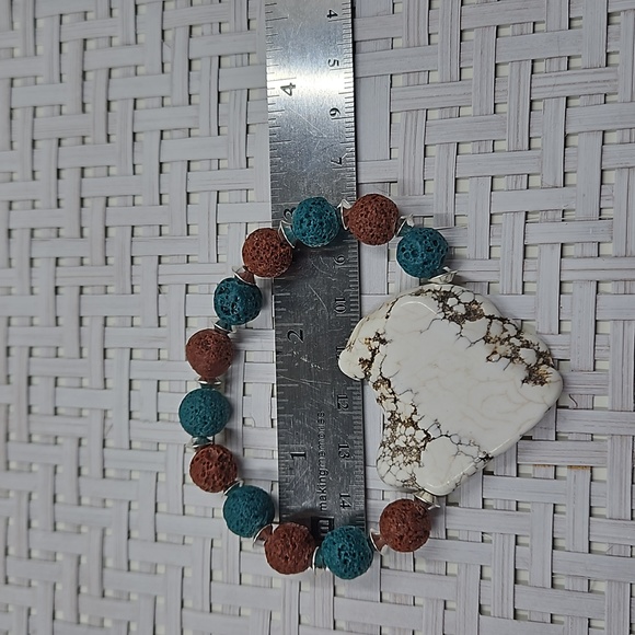 Handmade Lava stone beads and howlite slab bead stretch bracelet - Picture 2 of 3
